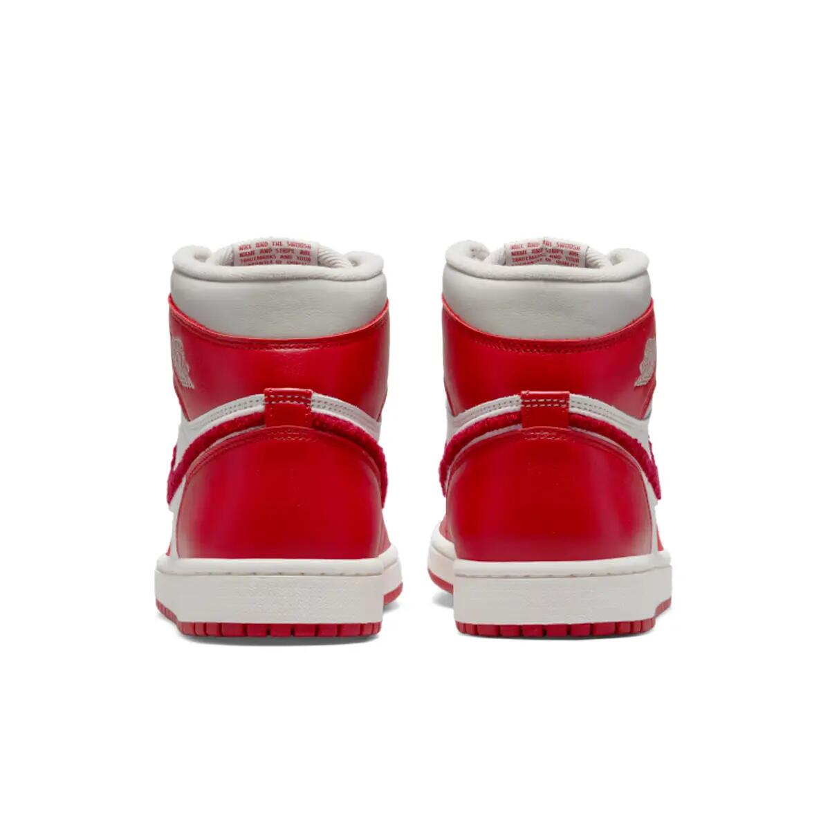 Schoenen  1 Retro High OG Varsity Red 6/6