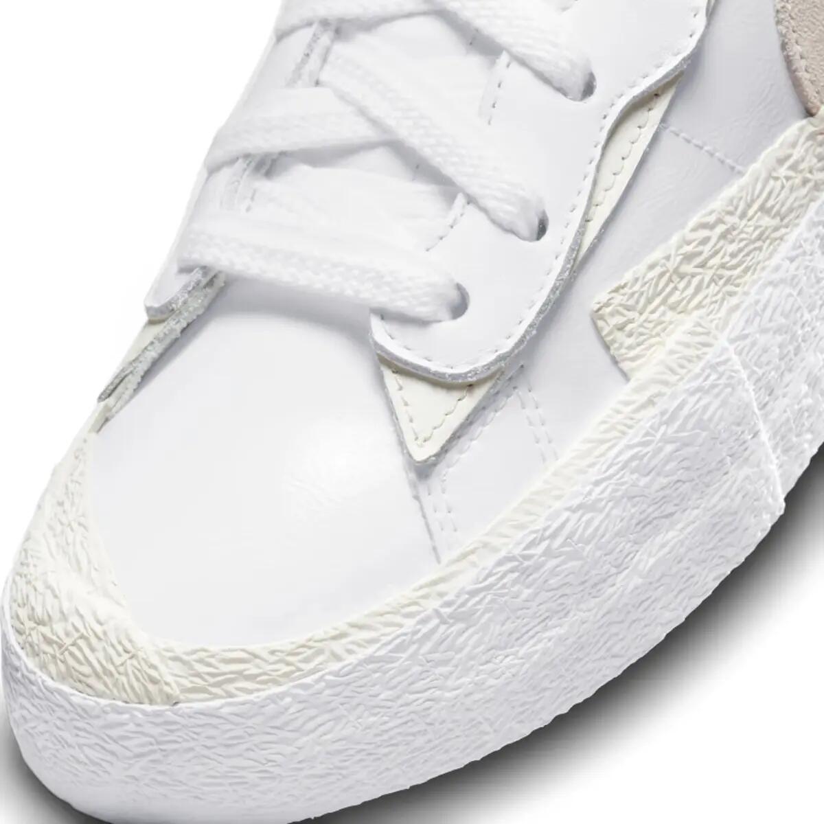 Nike Blazer Low Sacai White Patent Leather 6/6