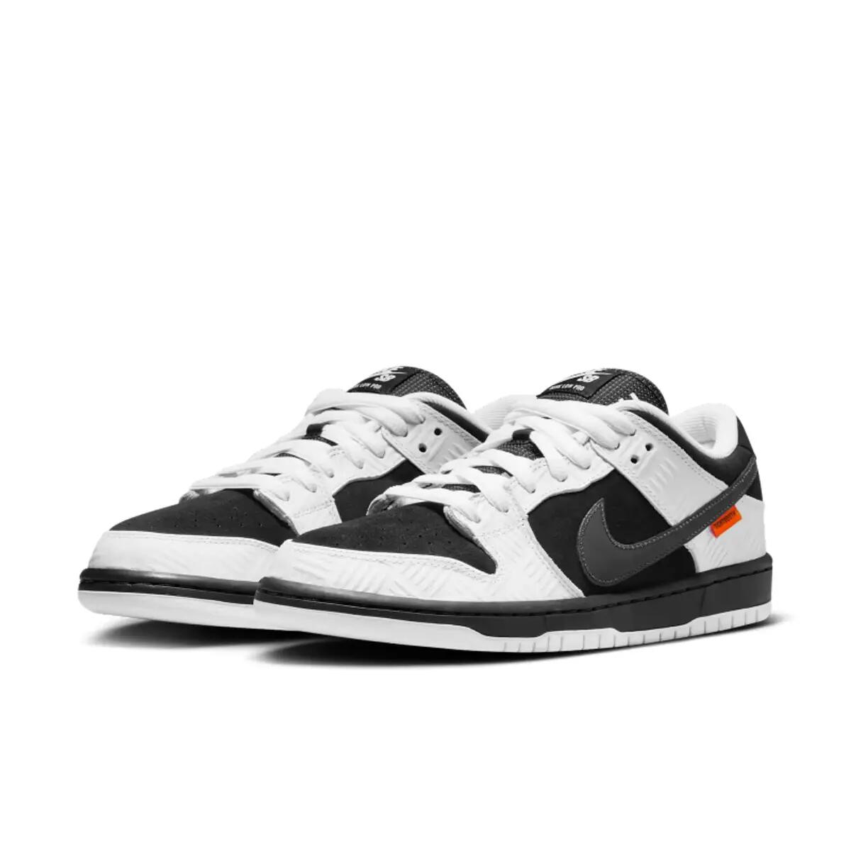 Chaussures  SB Dunk Low x TIGHTBOOTH®︎ 4/6