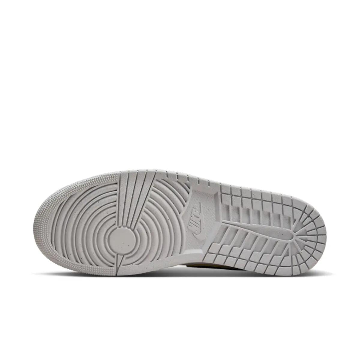 Air Jordan 1 Low SE Oxidized Green 2/6