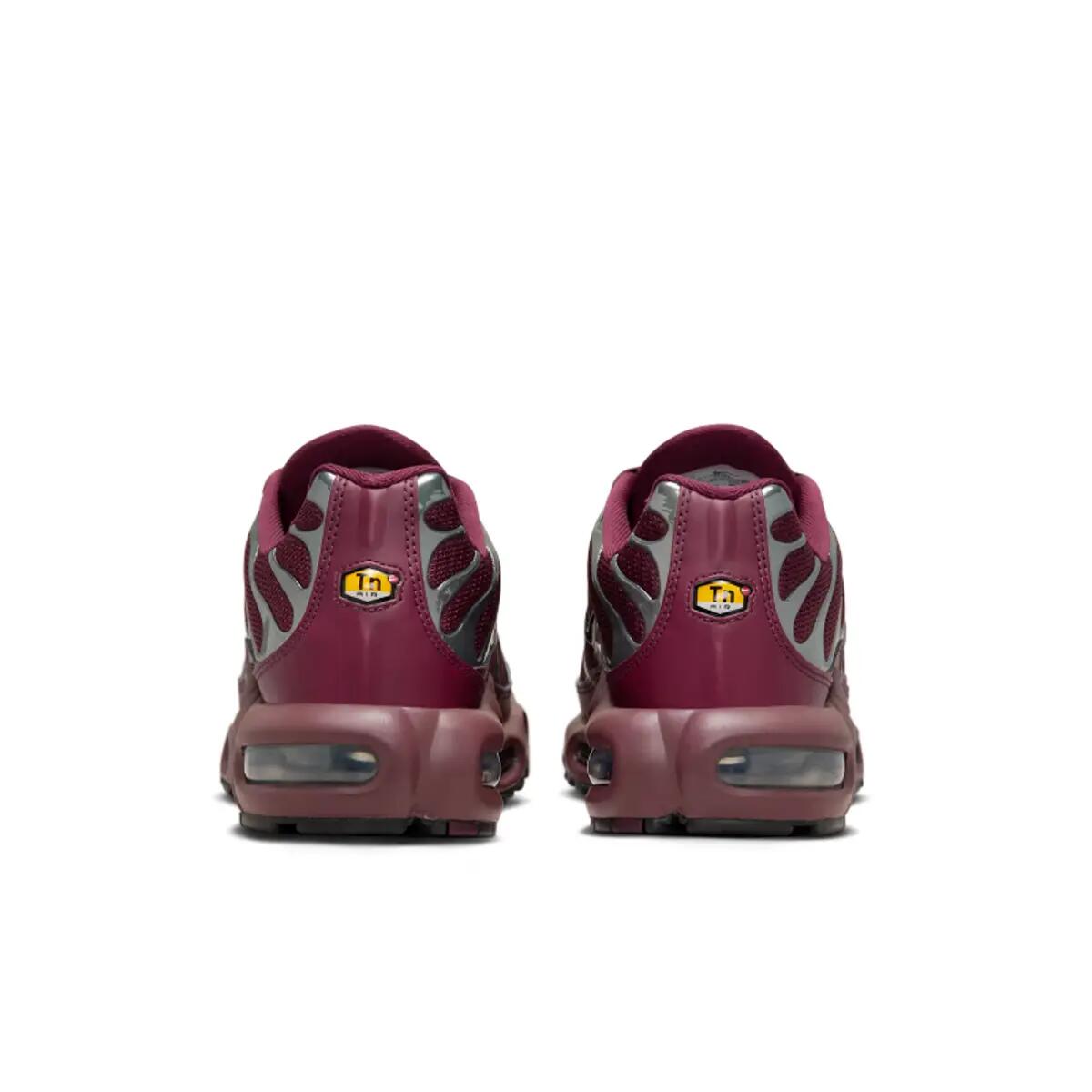 Air Max Plus SE Night Maroon Metallic Silver 6/6