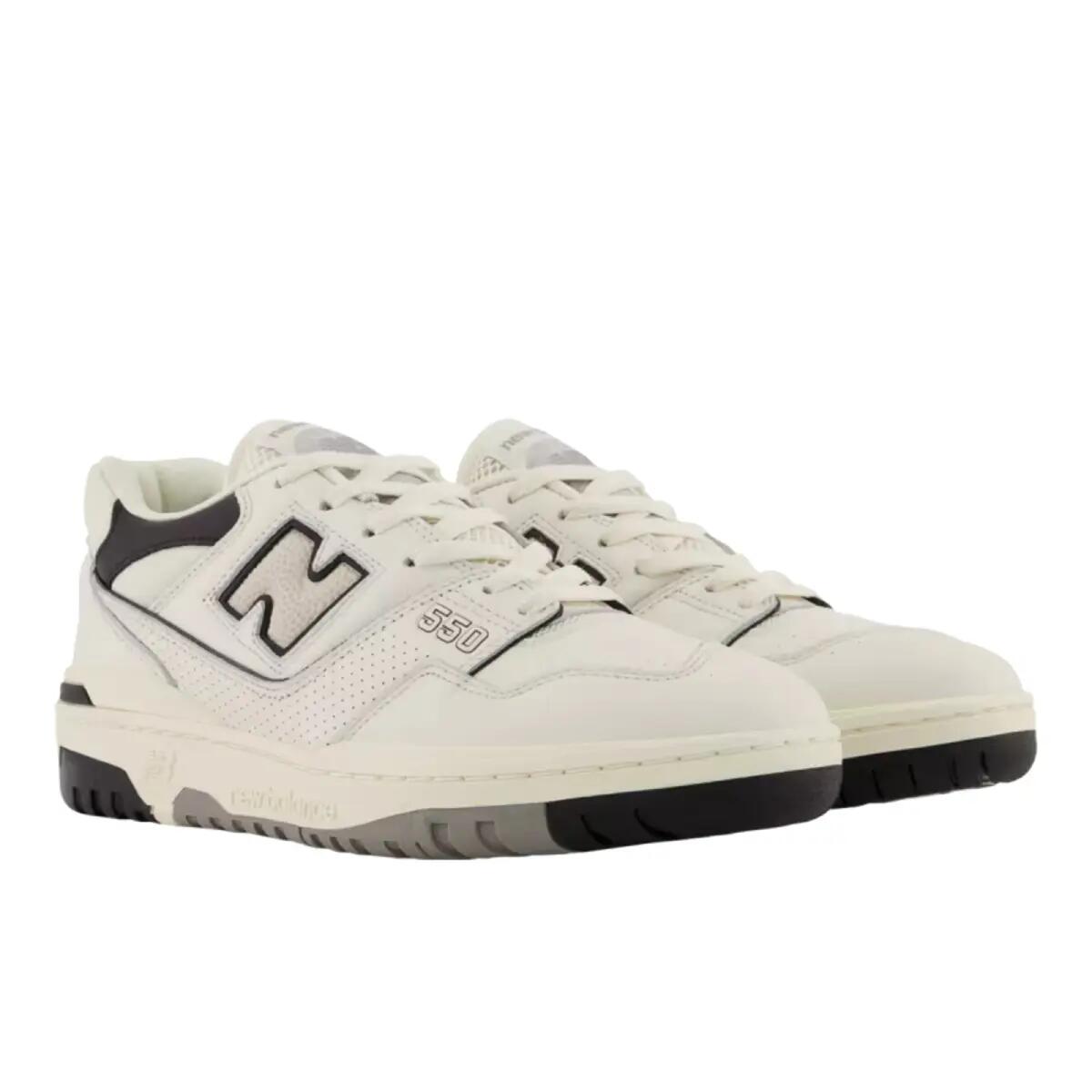 New Balance 550 Cream Black 5/6
