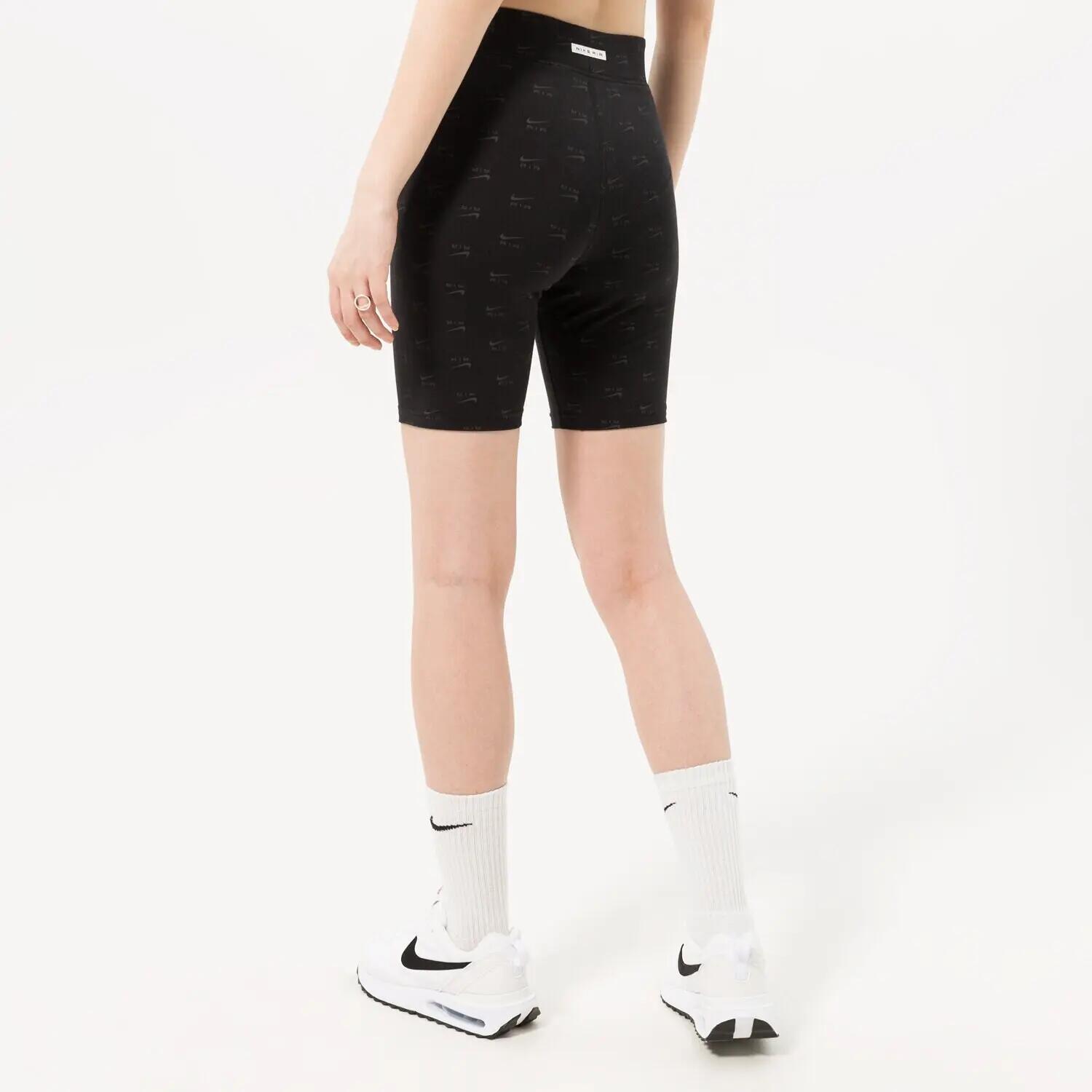SPODENKI DAMSKIE LEGGINSY KRÓTKIE KOLARKI NIKE  KRÓTKIE KOLOR CZARNY 2/5