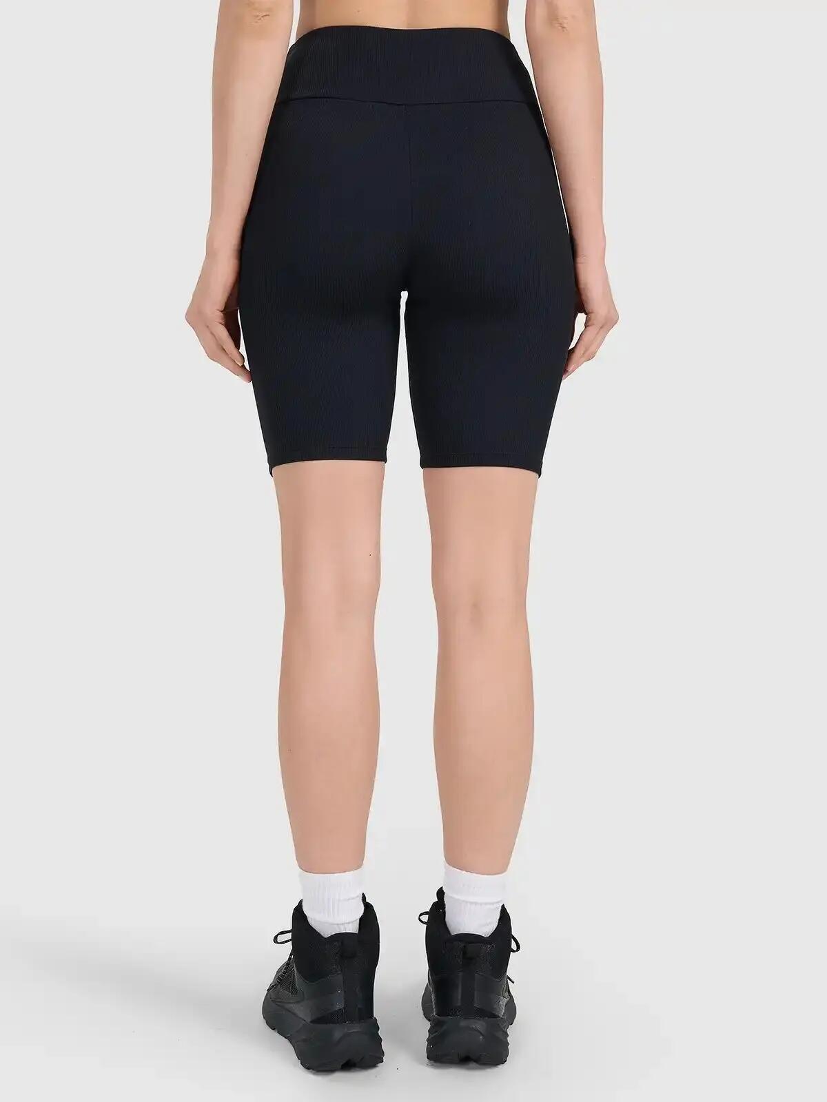 SPODENKI DAMSKIE 4F LEGGINSY KRÓTKIE KOLARKI  KRÓTKIE KOLOR CZARNY 3/7