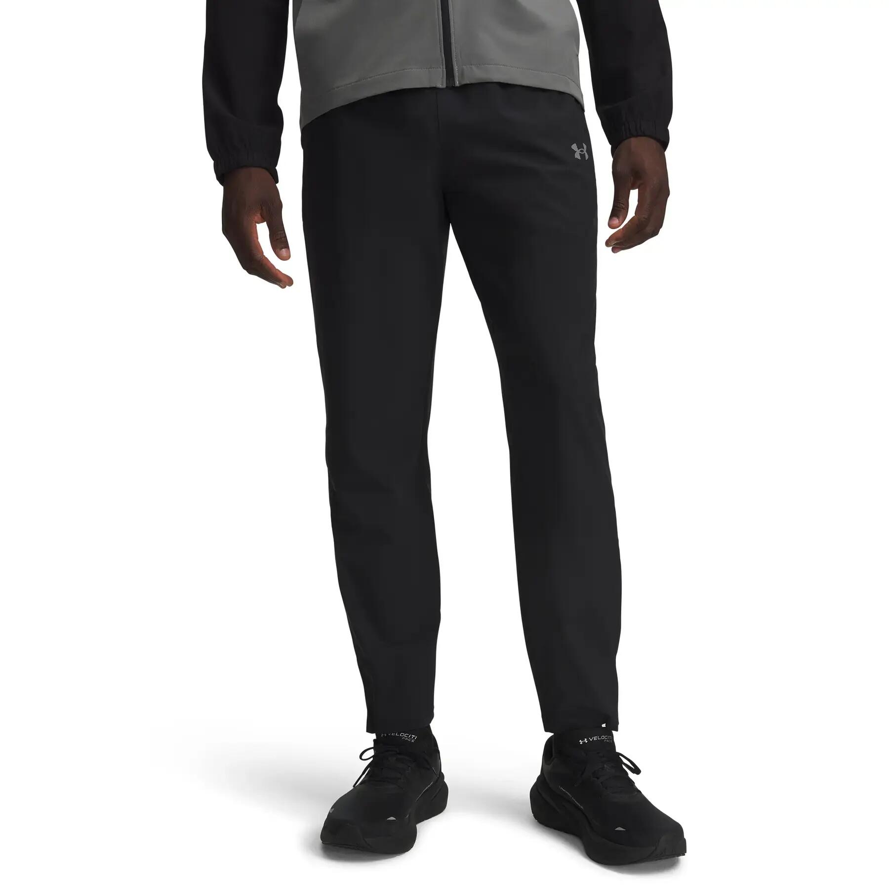 UNDER ARMOUR picture