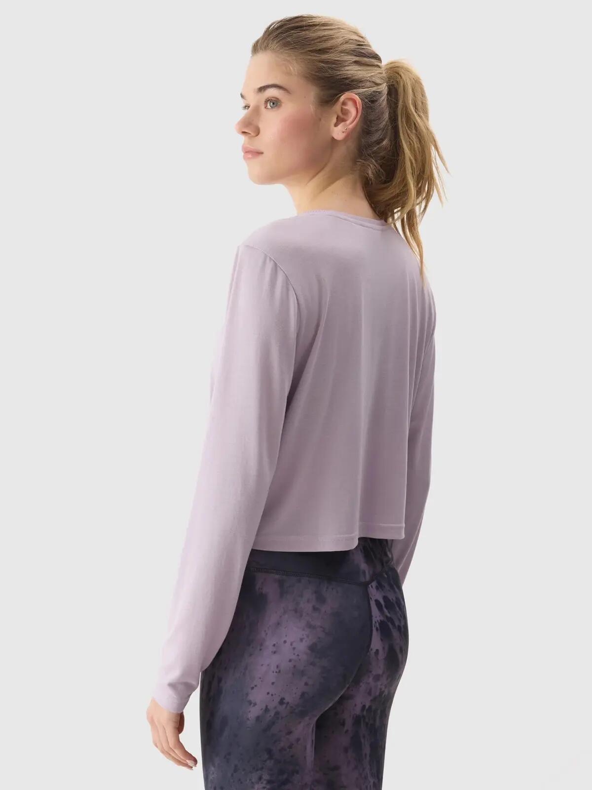 LONGSLEEVE DAMSKI 4F CROP-TOP DO JOG BLUZA Z DODATKIEM MODALU  KOLOR FIOLETOWY 3/8
