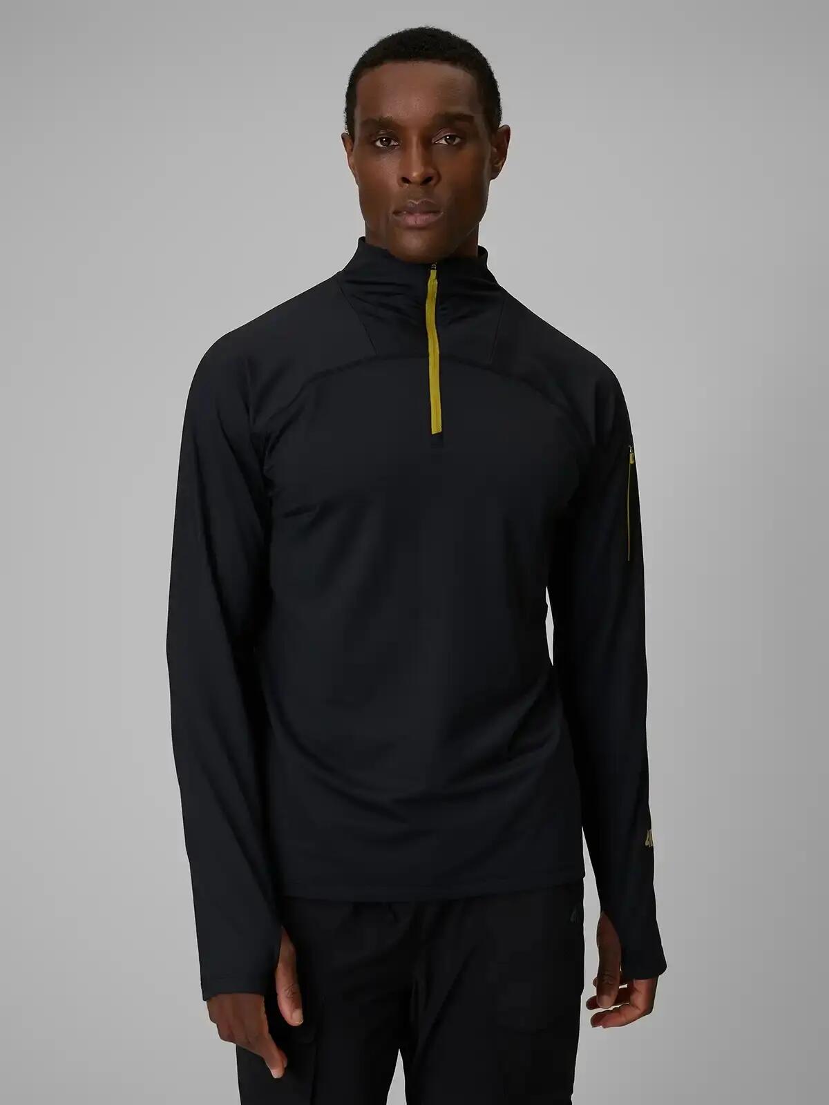 BLUZA MĘSKA TREKKINGOWA SPORTOWA 4F SZYBKOSCHNĄCA M639 SS26 KOLOR CZARNY 2/9