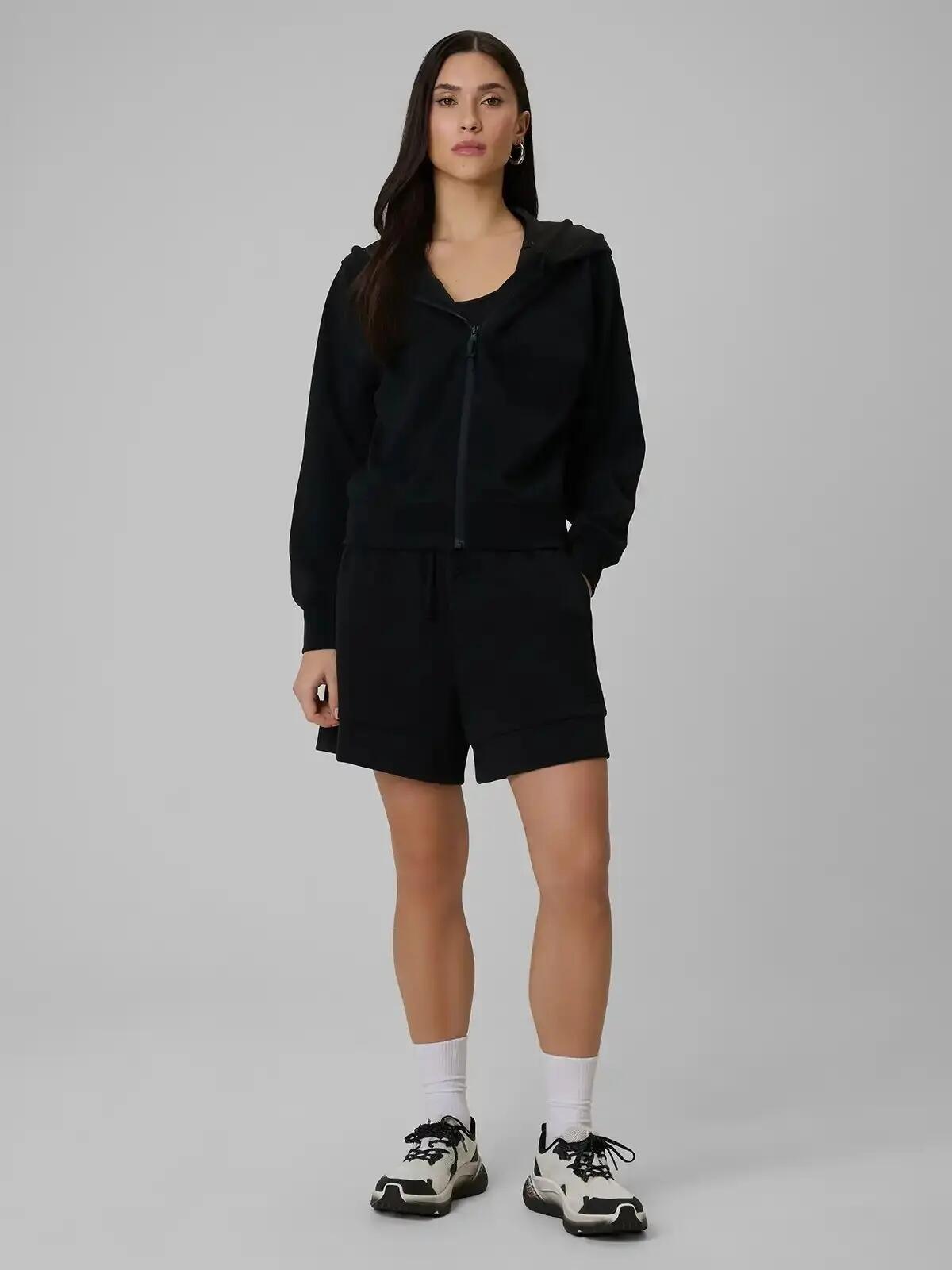 BLUZA DAMSKA DRESOWA 4F ROZPINANA Z KAPTUREM Z MODALEM KOLOR CZARNY 11/12