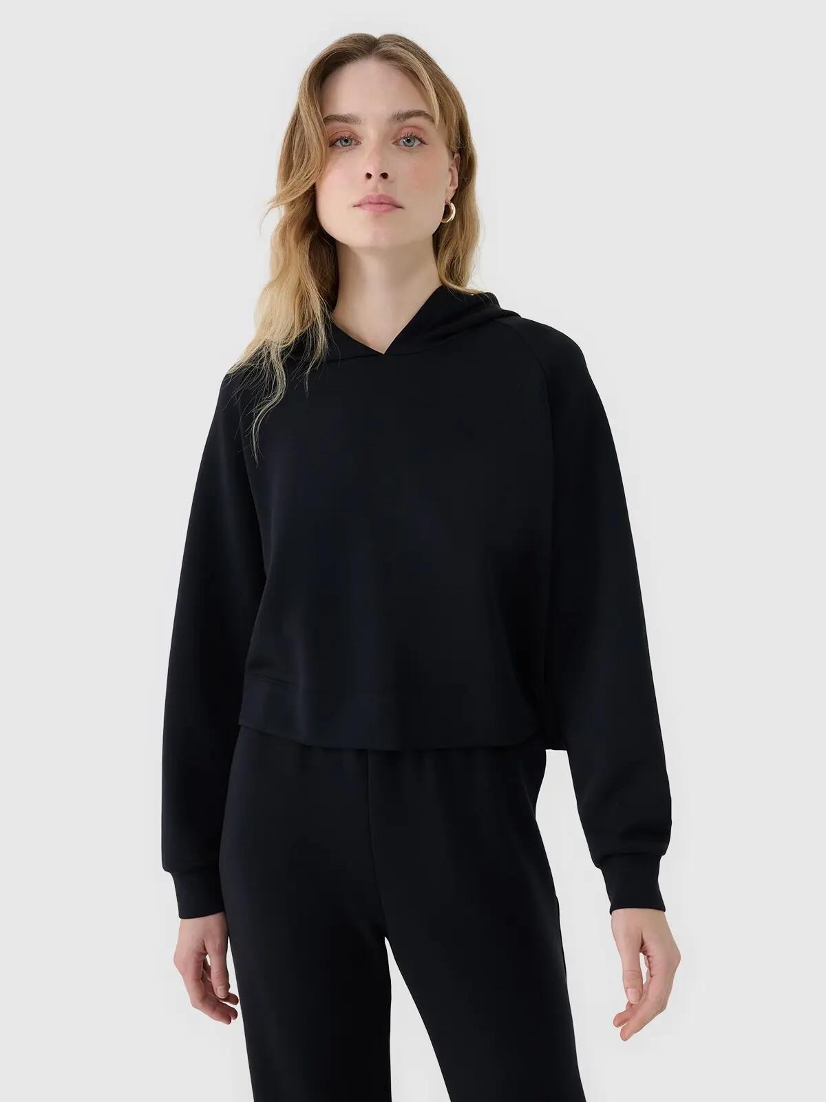 BLUZA DRESOWA DAMSKA 4F NIEROZPINANA Z KAPTUREM S TSWSF1562 KOLOR WIELO KOLOROWY
