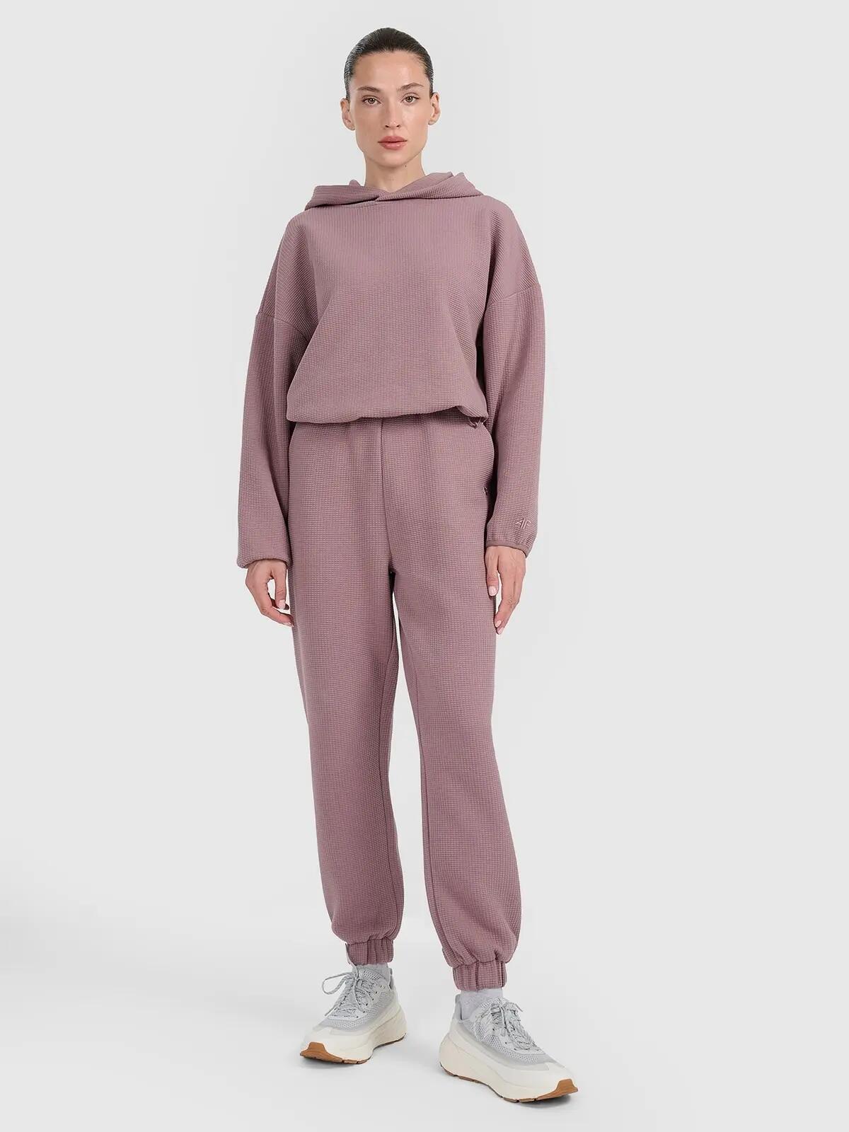 BLUZA DAMSKA DRESOWA 4F Z DZIANINY O SPLOCIE WAFLOWYM TSWSF1847  KOLOR BRĄZOWY 7/12