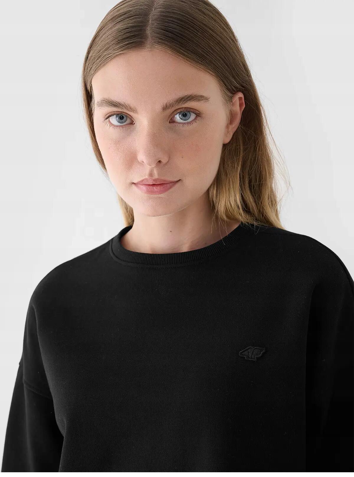 BLUZA DAMSKA 4F BAWEŁNIANA NIEROZPINANA BEZ KAPTURA TSWSF1305  KOLOR CZARNY 4/8