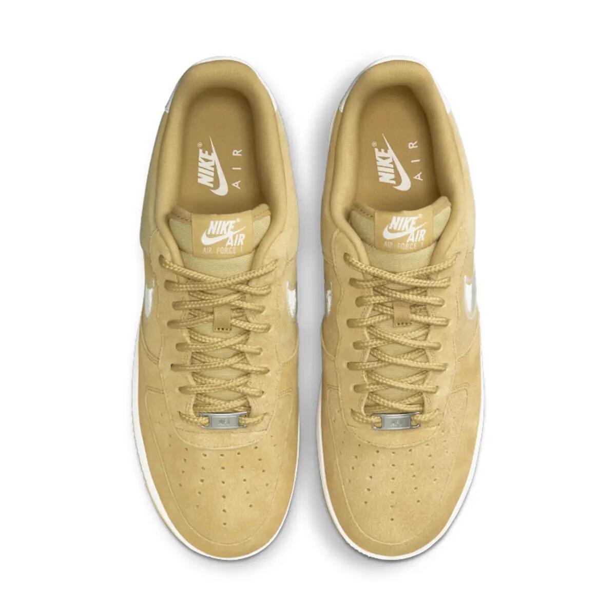 Chaussures Nike Air Force 1 Low Or Buff 5/6