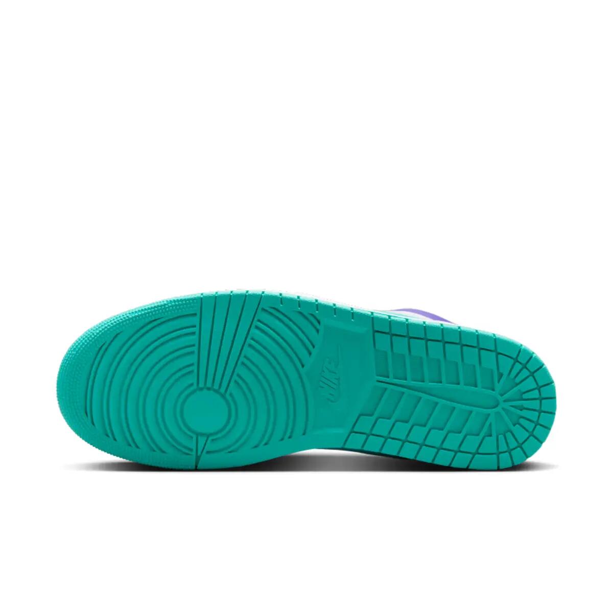 Jordan 1 Low SE Psychic Purple Hyper Jade 2/6