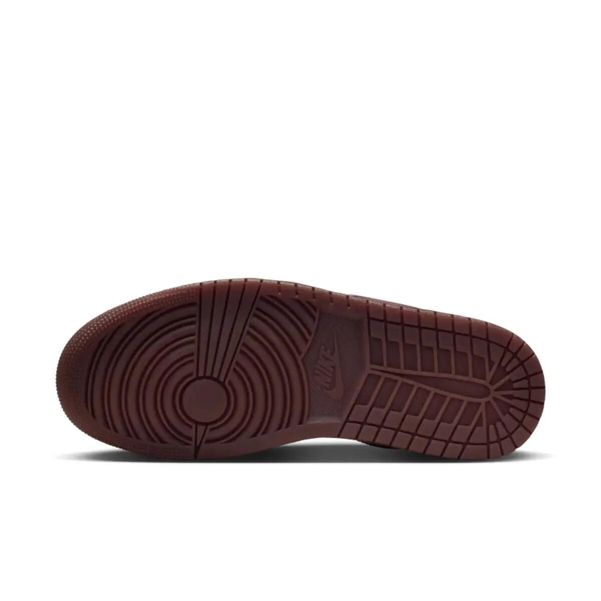 Air Jordan 1 Low Valentine's Day Chocolate (2026) (Women's) 2/6