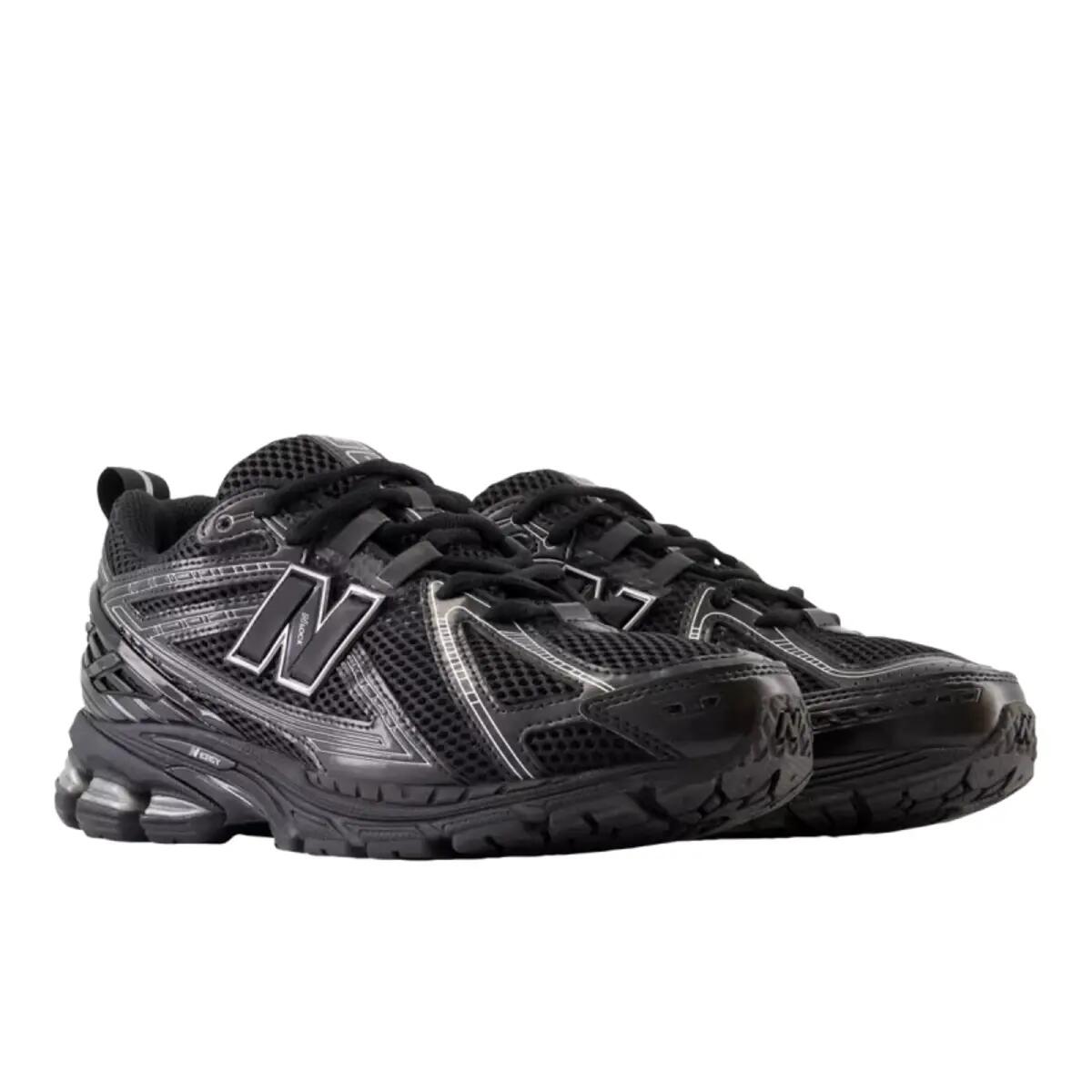 New Balance 1906R Black Grey 5/6