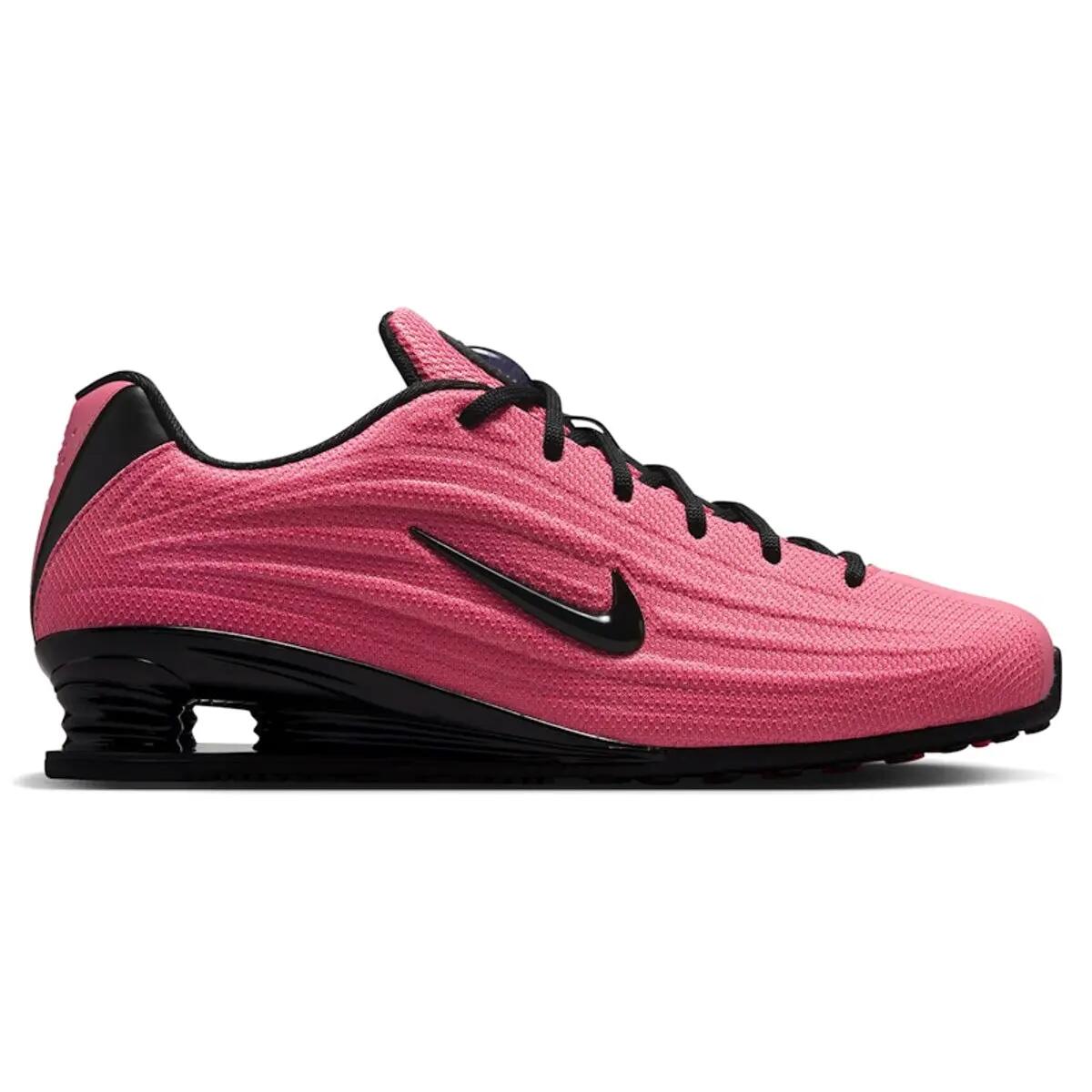 NIKE picture