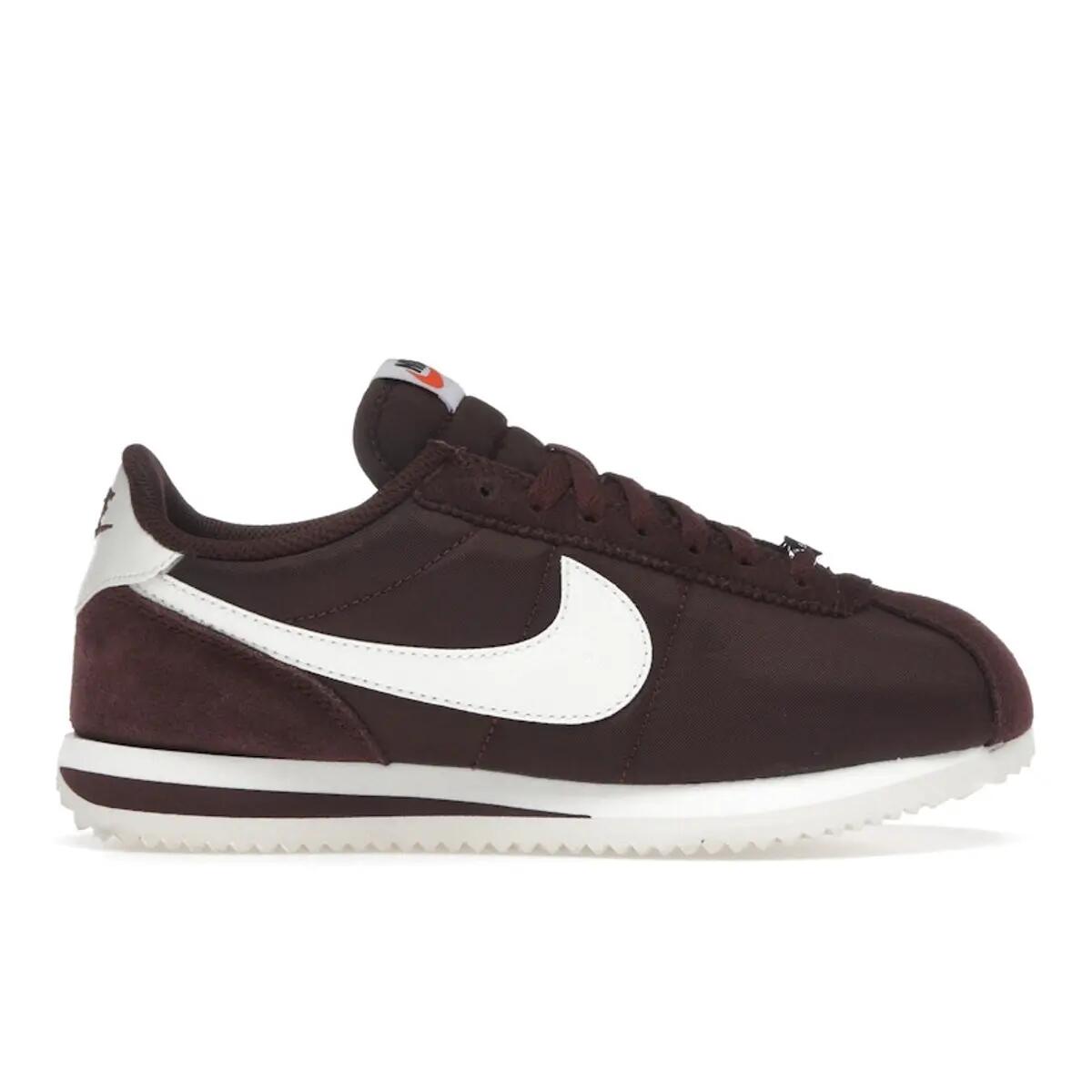 NIKE picture