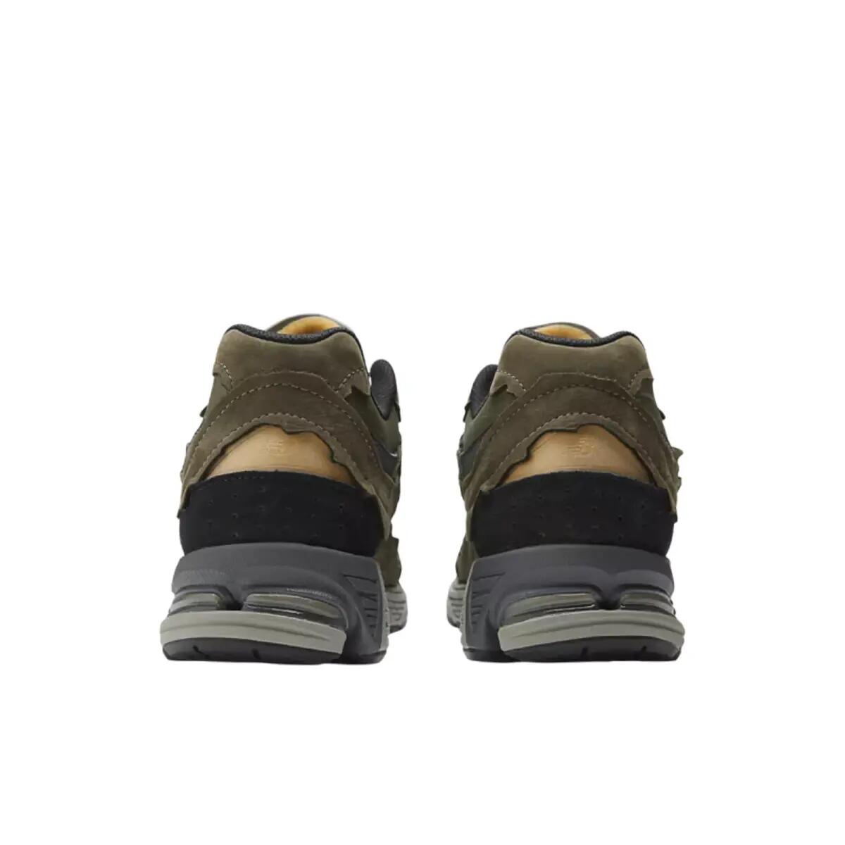 New Balance 2002R Protection Pack Dark Moss 6/6