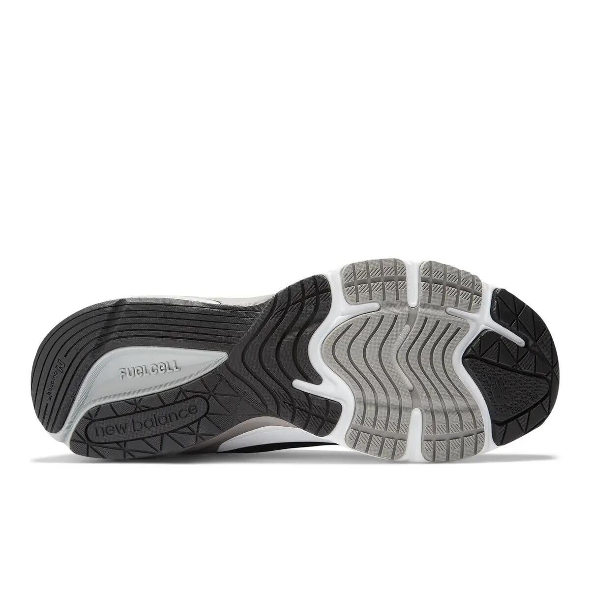 New Balance 990v6 MiUSA Black Grey White 2/5