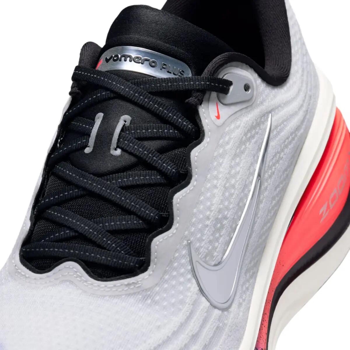Nike Vomero Plus White Black Racer Blue 6/6