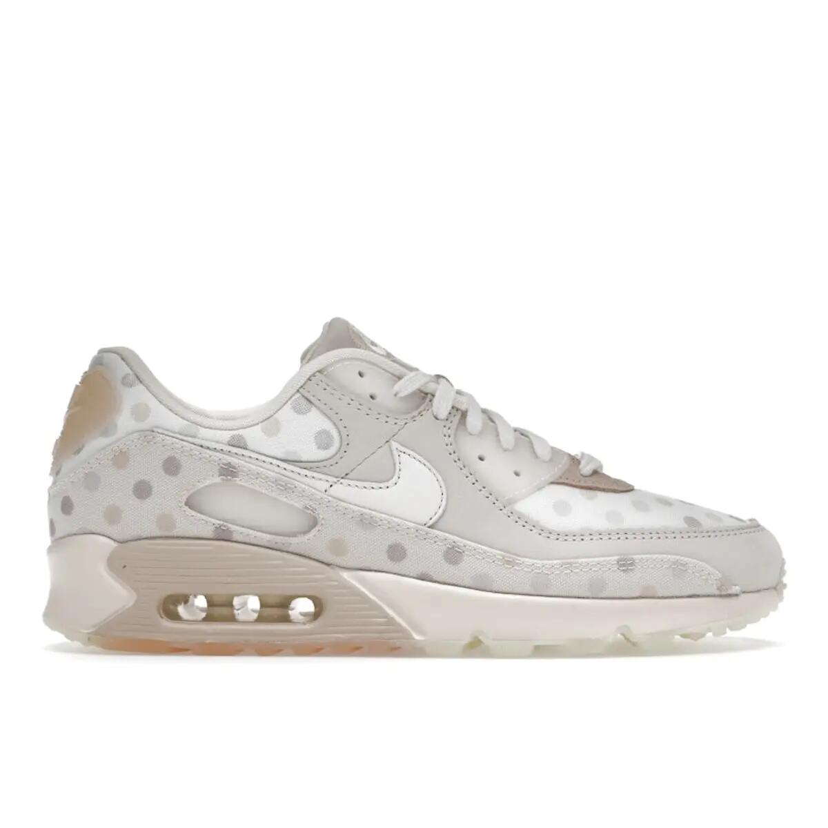 NIKE picture