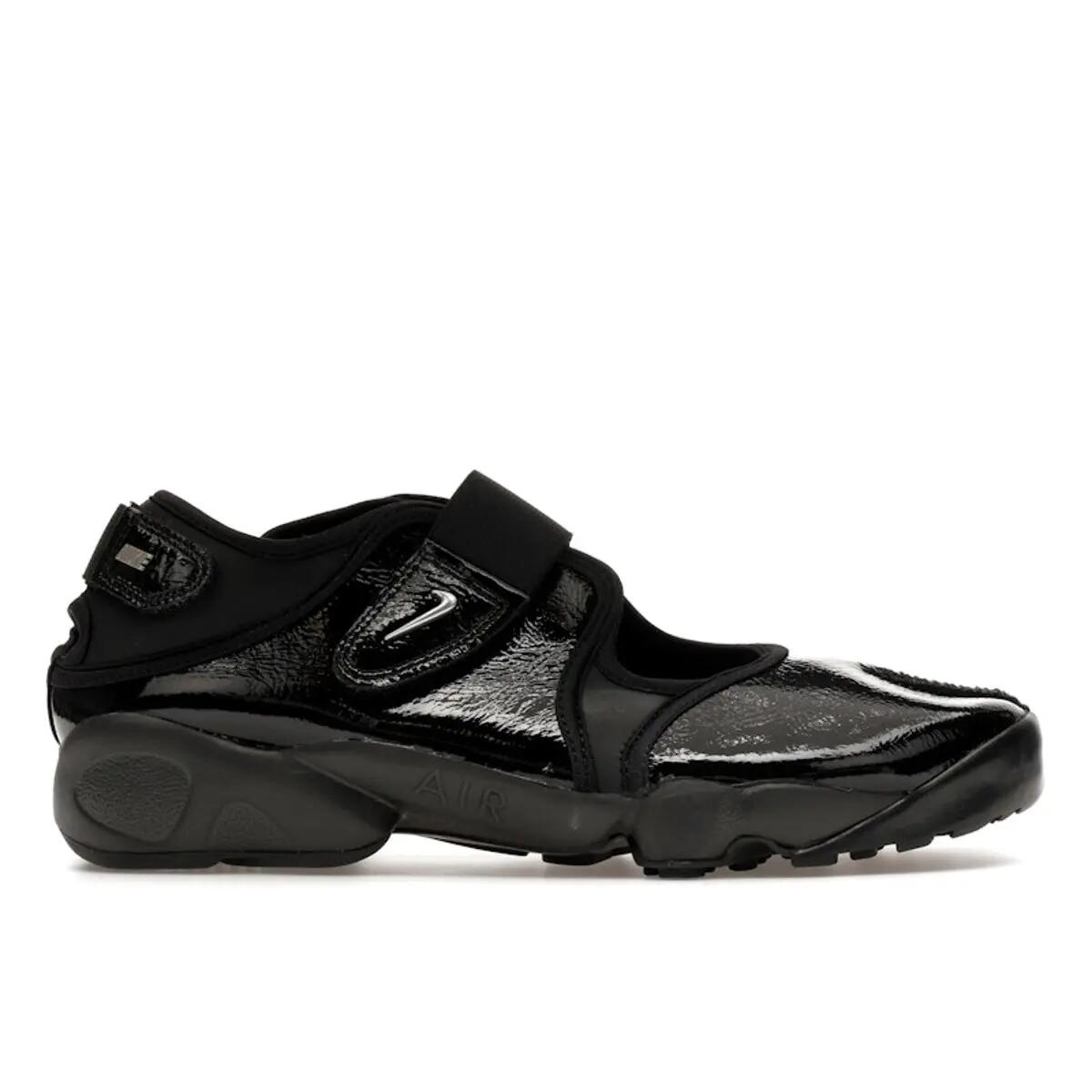 NIKE picture