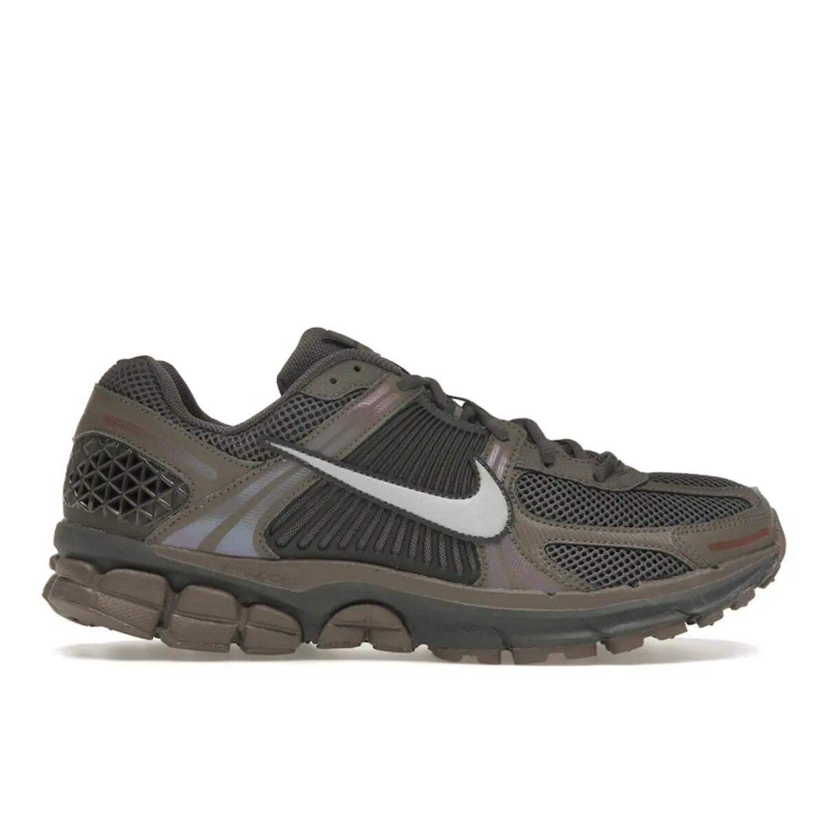 NIKE picture