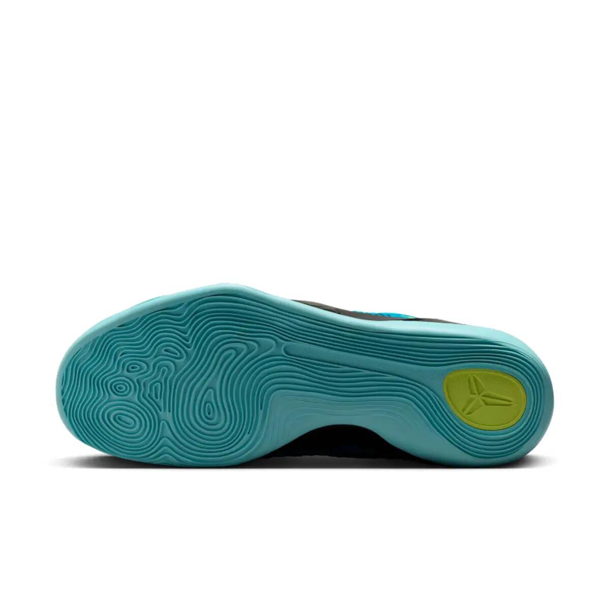 Nike Kobe 9 Elite Low Protro Perspective 2/6