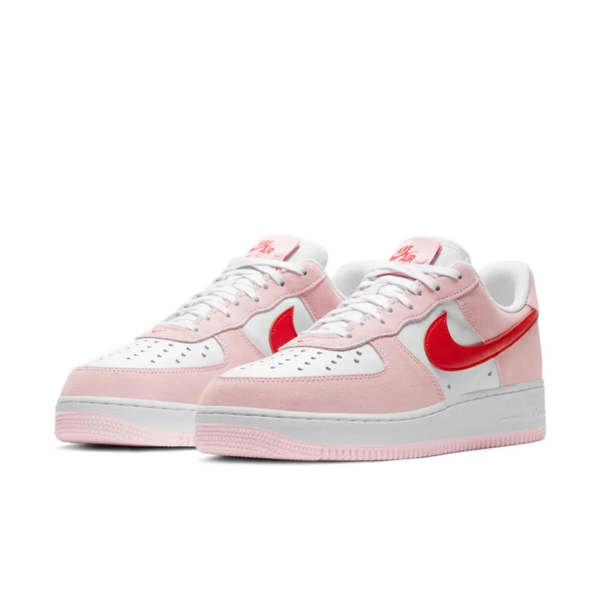 Nike Air Force 1 07 QS Love Letter 4/6