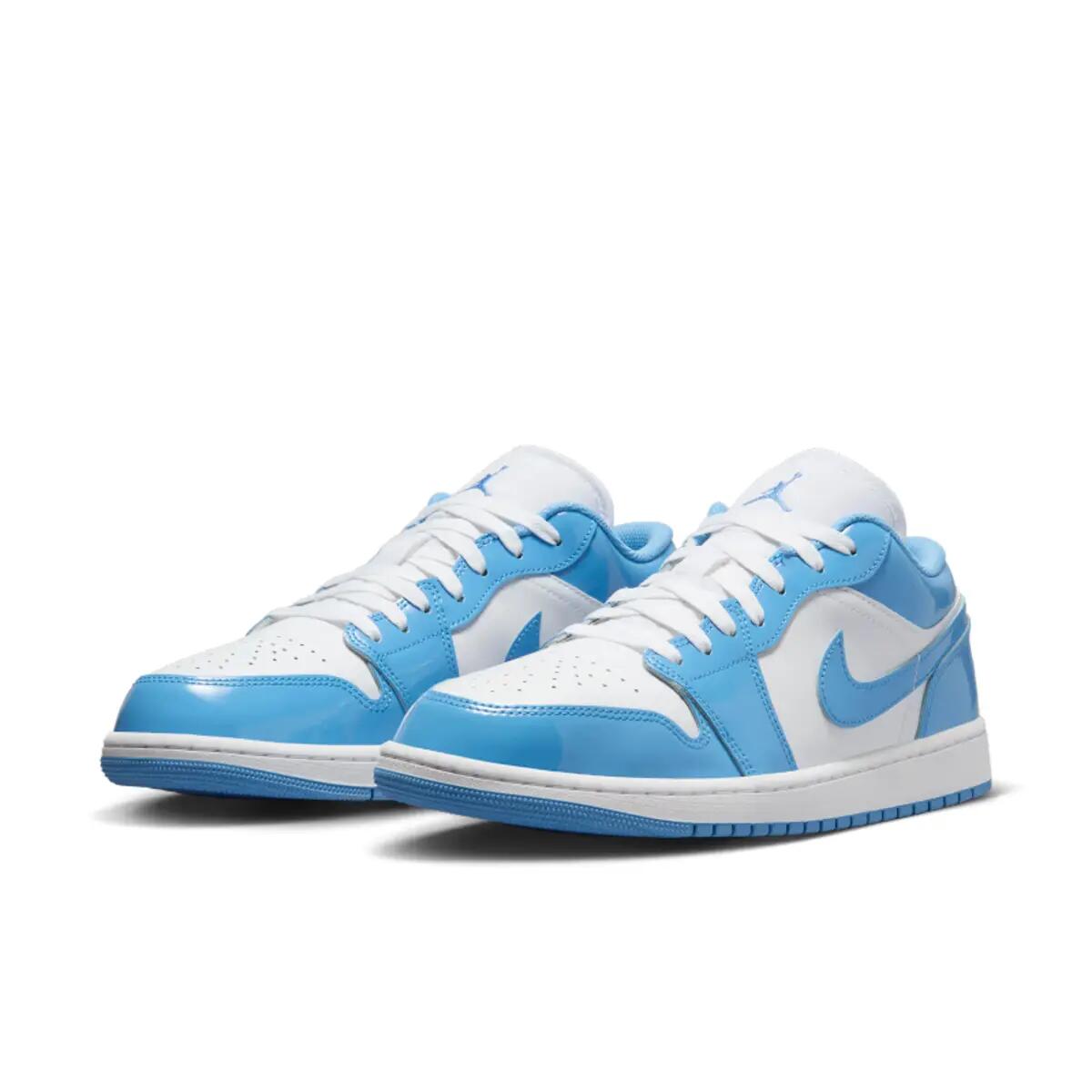 Air Jordan 1 Low SE White Legend Blue 5/6