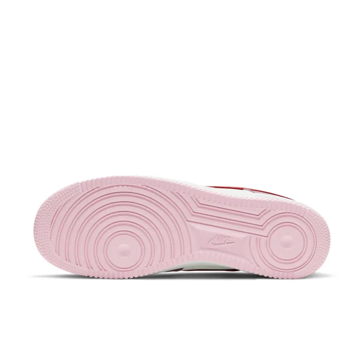 Nike Air Force 1 07 QS Love Letter 2/6