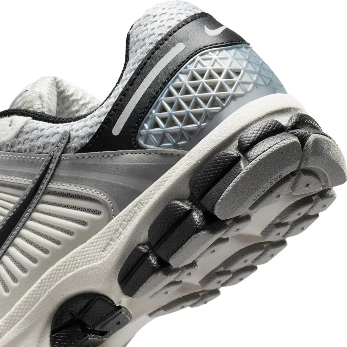 Nike Zoom Vomero 5 Photon Dust Black (Women's) 6/6