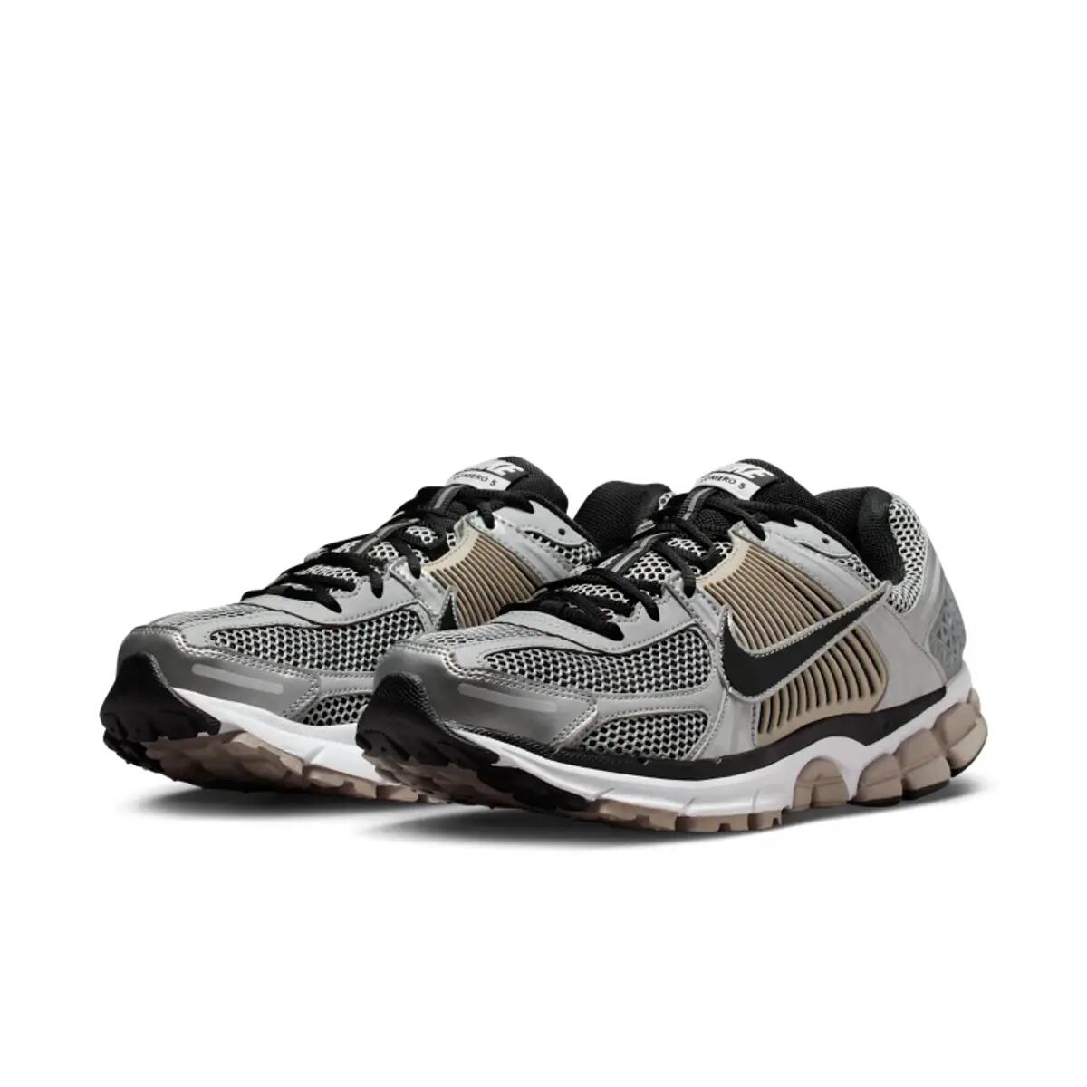 Nike Zoom Vomero 5 Metallic Silver College Grey 4/6