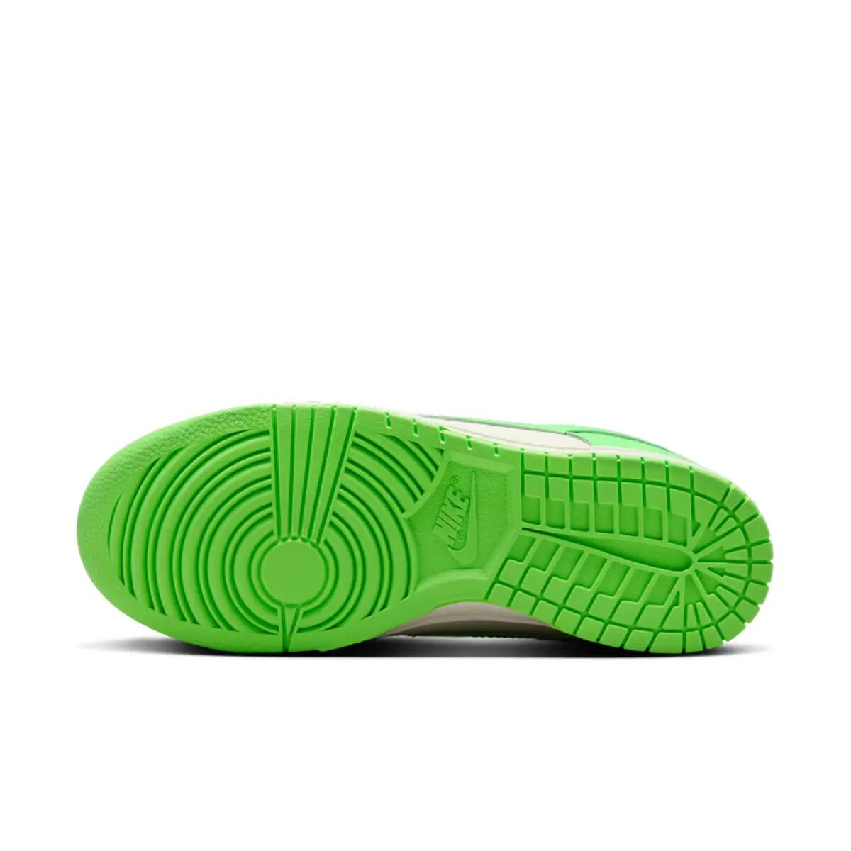 Nike Dunk Low Green Strike (Women's) 2/6