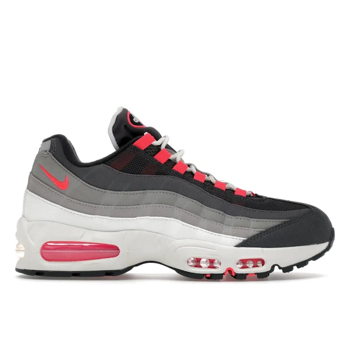 NIKE picture