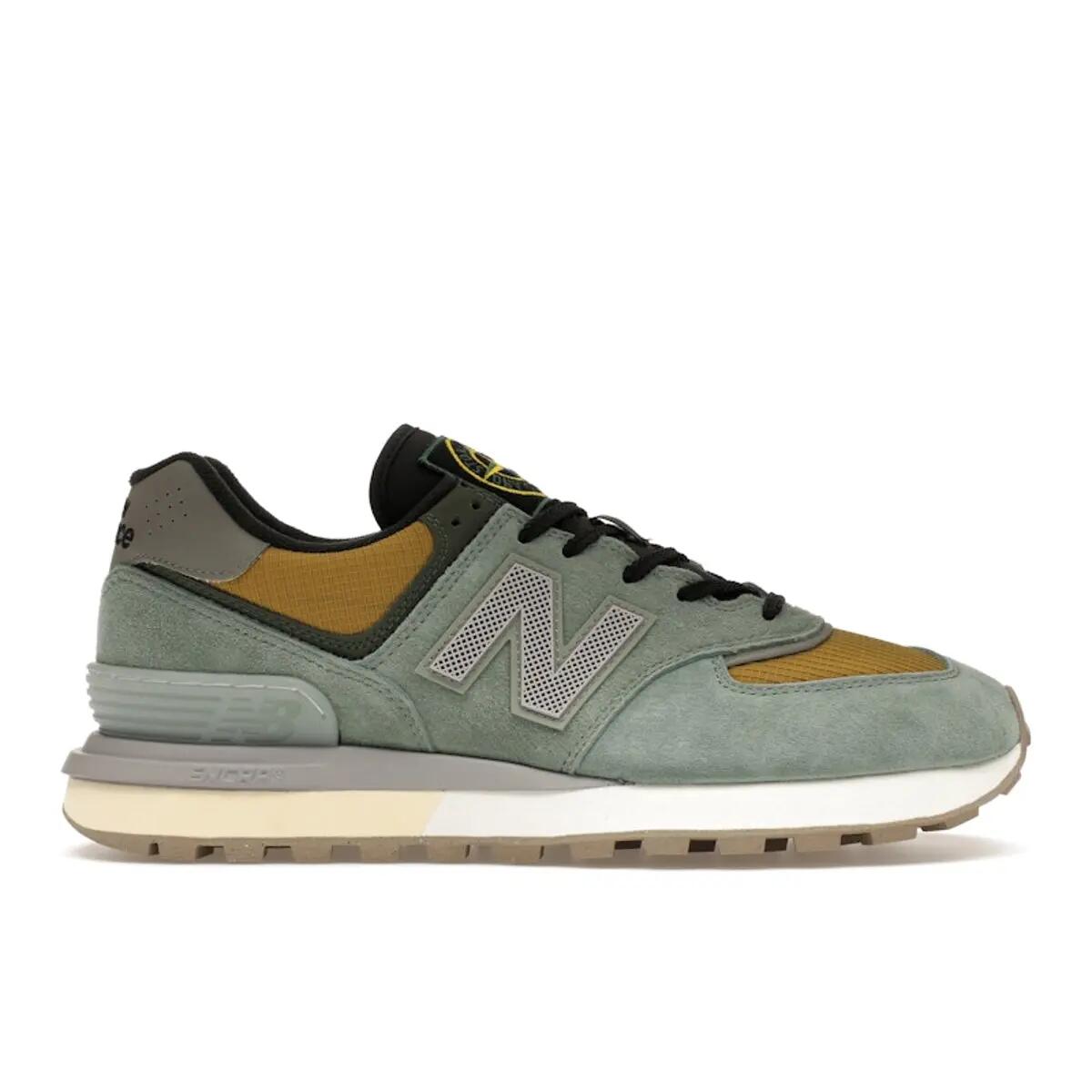 NEW BALANCE picture