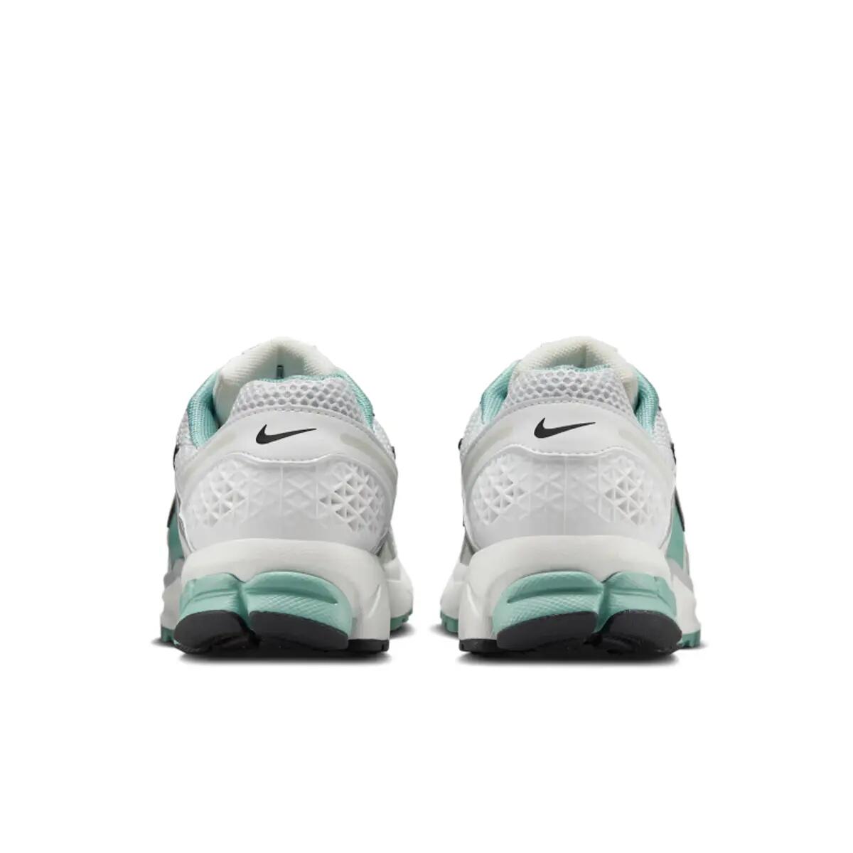 Nike Zoom Vomero 5 Cannon (Women's) 6/6