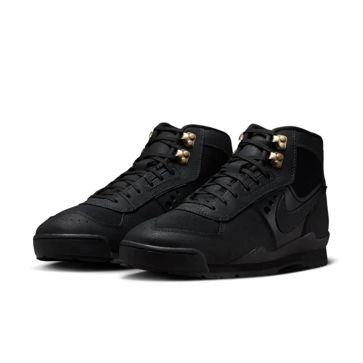 Nike Baltoro Black Metallic Gold 5/6