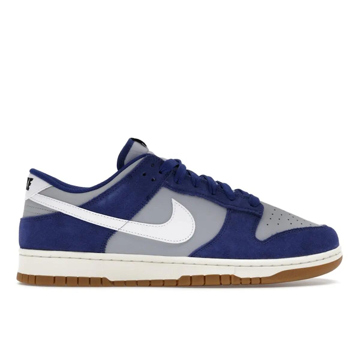NIKE picture