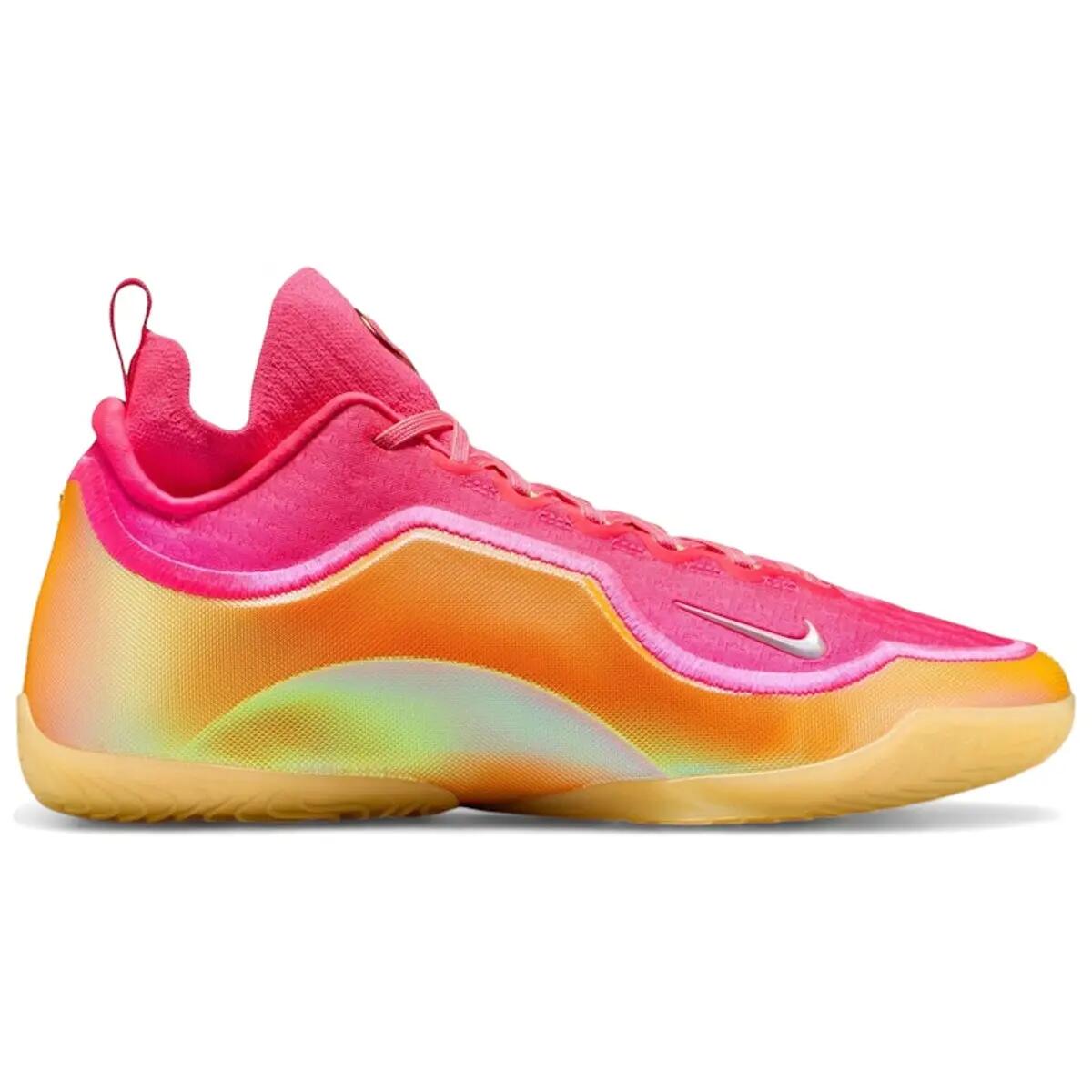 NIKE picture