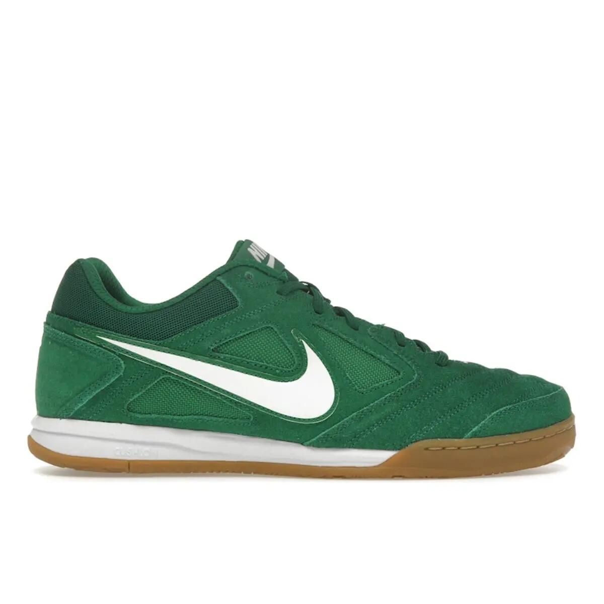 NIKE picture