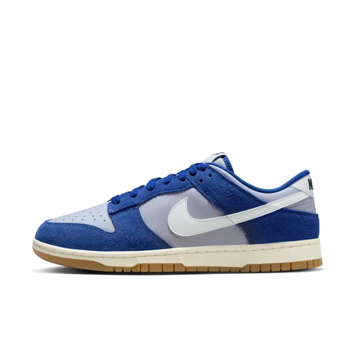 Nike Dunk Low Retro SE Deep Royal Blue Gum 3/6