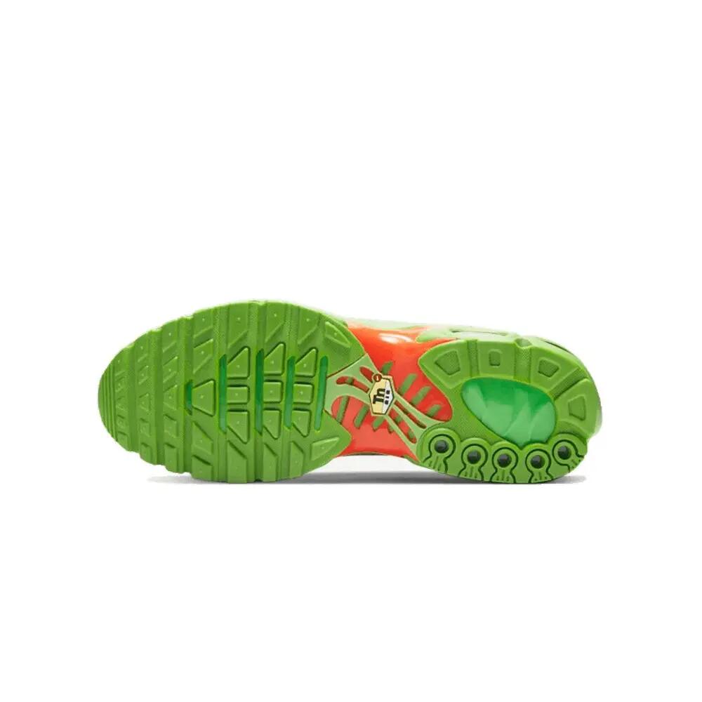 Nike Air Max Plus Supreme Mean Green 3/6