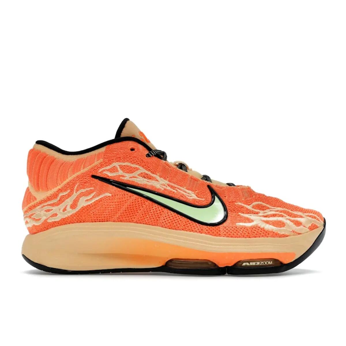NIKE picture