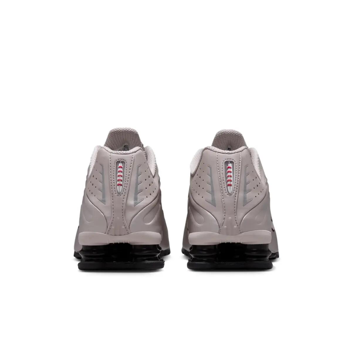 Nike Shox R4 College Grey 5/6