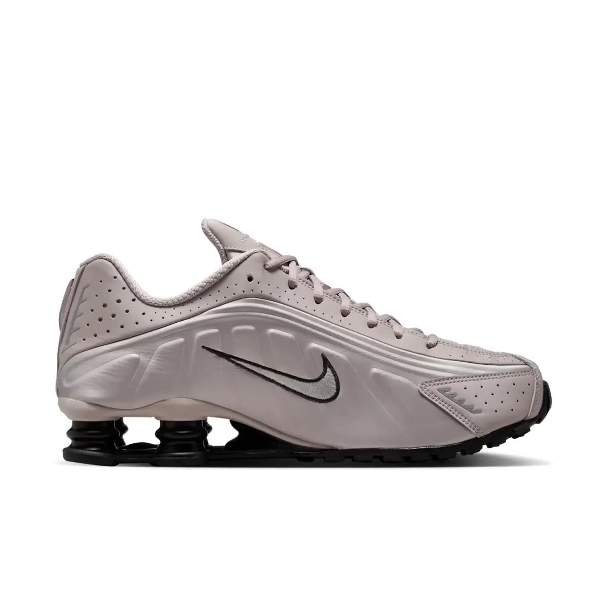 Nike Shox R4 College Grey 4/6