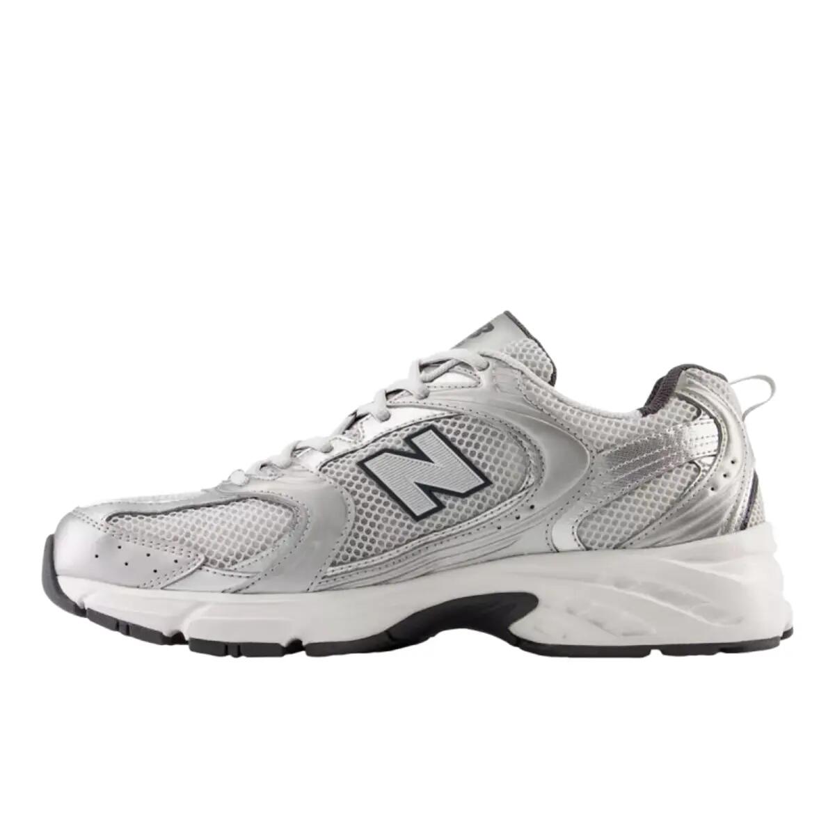 New Balance 530 Grey Matter Silver Metallic 2/5