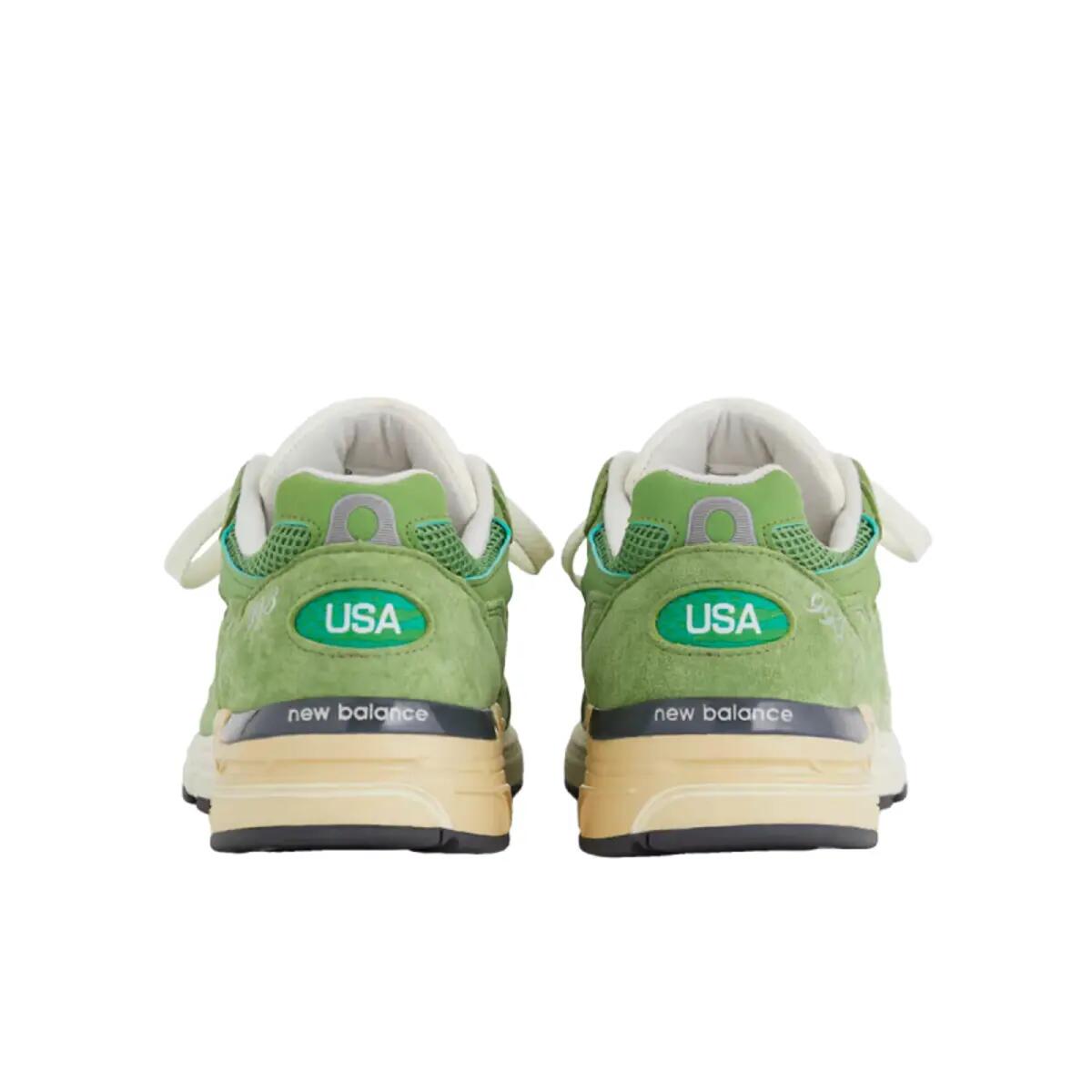 New Balance 993 MiUSA Teddy Santis Chive 2/6