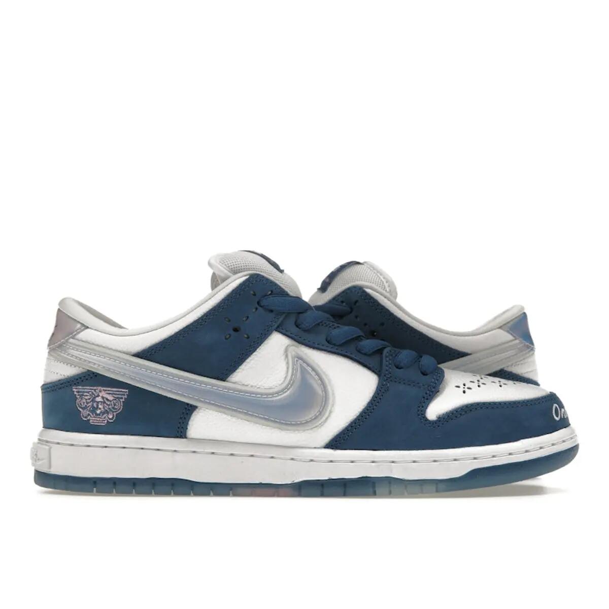 NIKE picture
