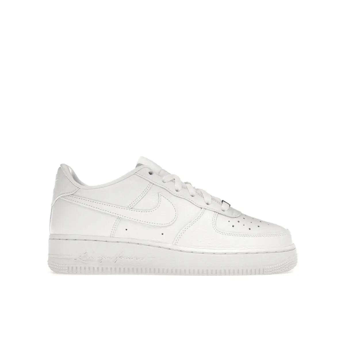 NIKE picture